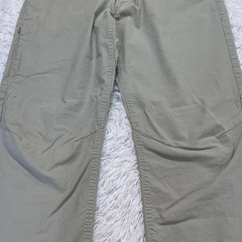 The North Face Men's Khaki Chinos SIZE 34 WAIST